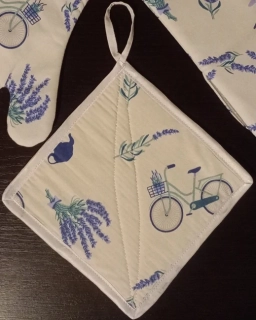Kuchynská chňapka-podložka pod hrnce Levanduľa s bicyklom