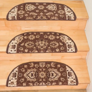 Nášľapy na schody CL-26 hnedé 65 x 24cm polkruh